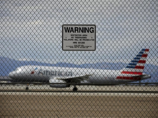 Report: Airports need more help with intruders