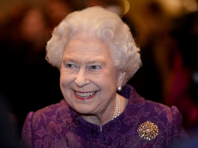 Queen Elizabeth getting a 78-percent raise from British government