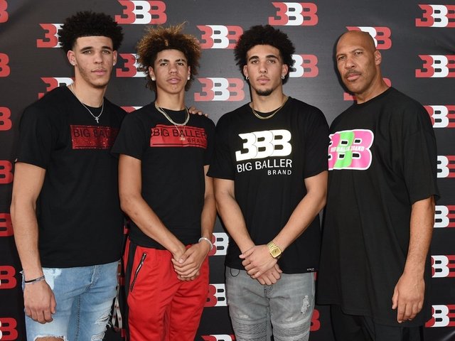 LiAngelo Ball, LaMelo Ball sign with Lithuanian basketball team LiAngelo Ball, LaMelo Ball sign with Lithuanian basketball team