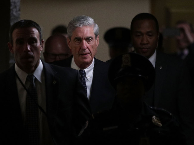 Official: Trump re-evaluating interview with Mueller after Cohen raid