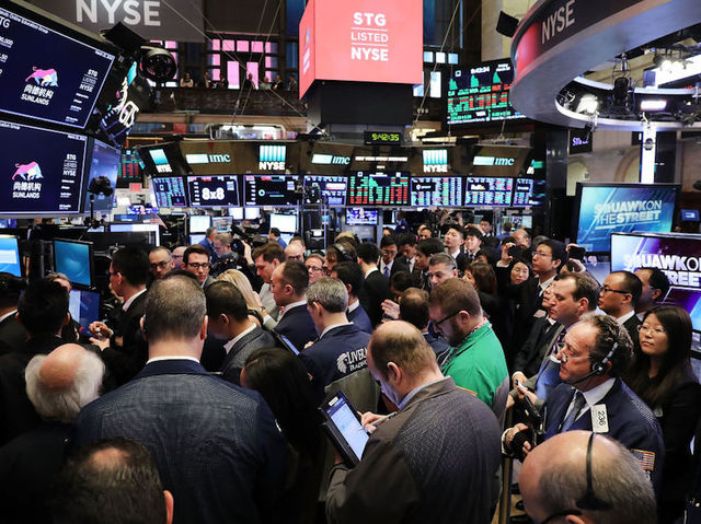 Dow sheds more than 1,100 points in two days as trade jitters rock Wall Street